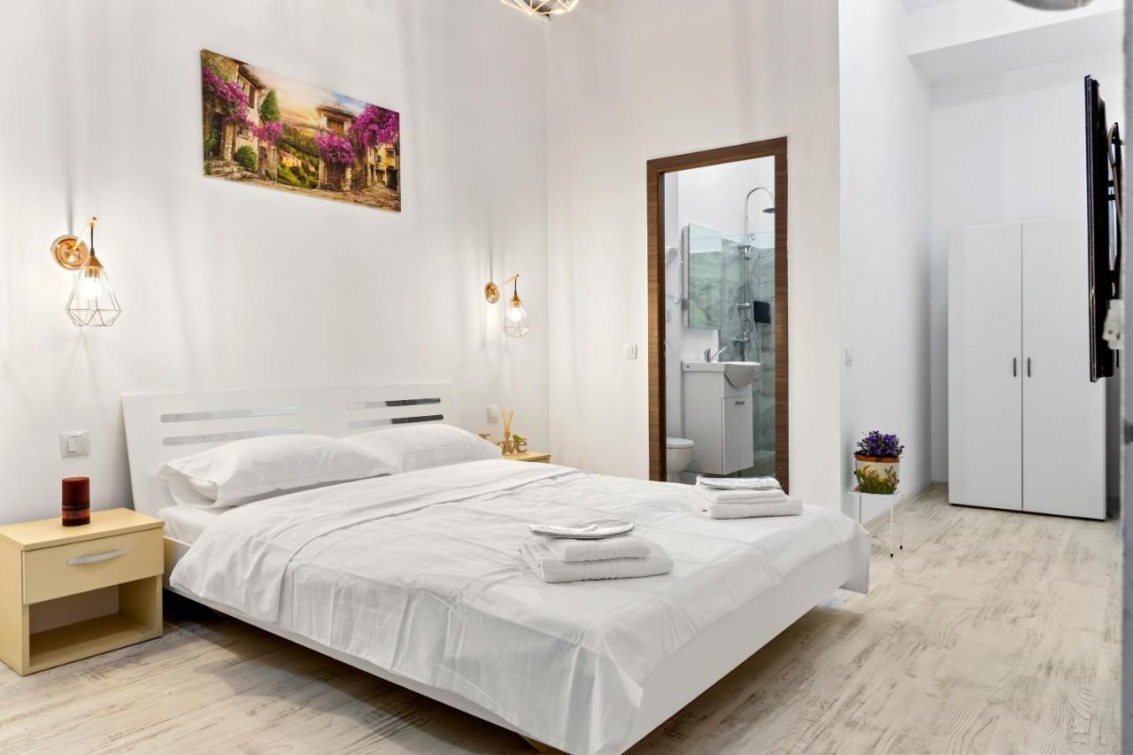 Selari Chambre Бухарест Экстерьер фото